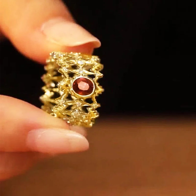 T0651 Crown Cocktail Ring Gold Garnet Vintage Prong Setting Women's Wedding Fine Rings